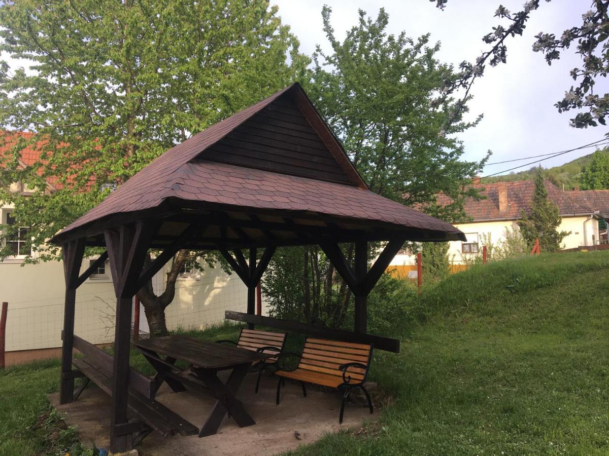 Matrai Vandor Apartmanok Matraalmas Εξωτερικό φωτογραφία